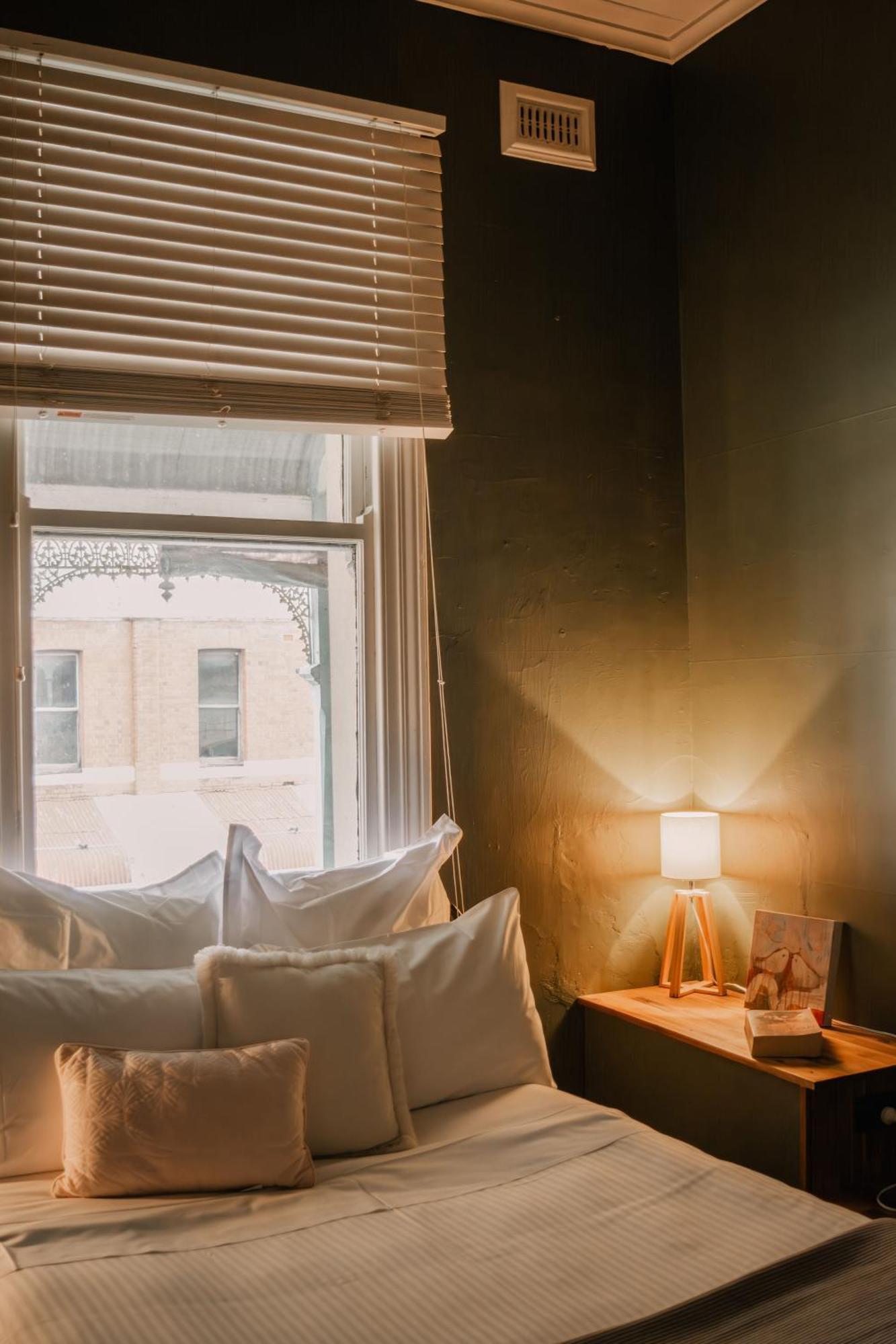 La Cochon Rose Motel Saint Arnaud Екстериор снимка