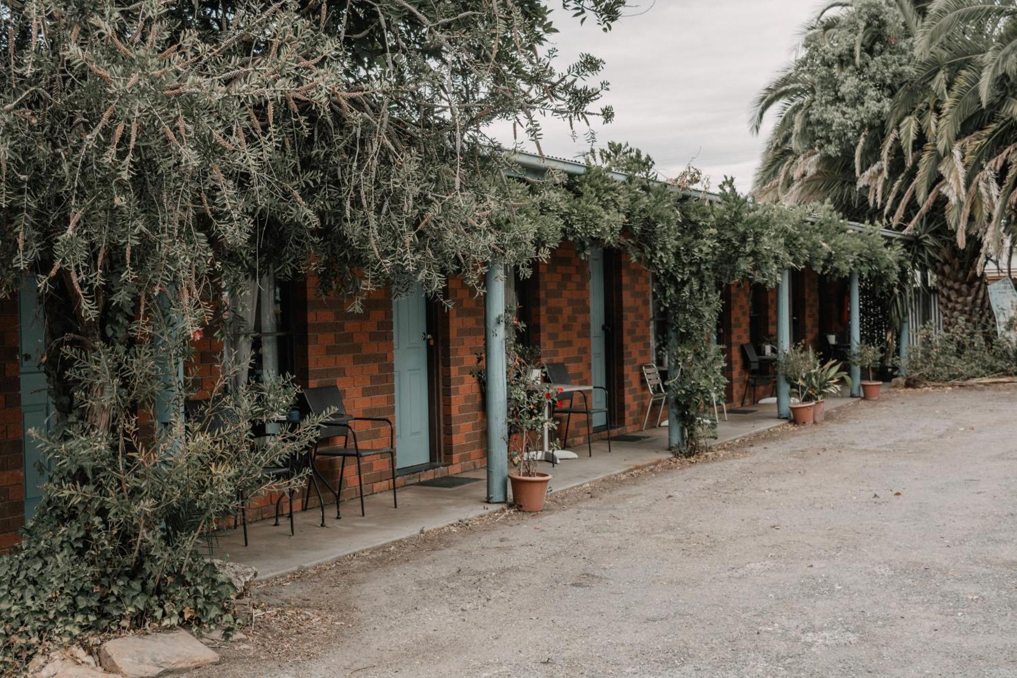 La Cochon Rose Motel Saint Arnaud Екстериор снимка